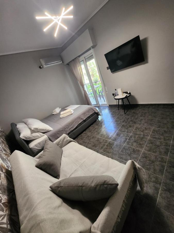 Small Luxury Apartment Anavyssos Exterior photo